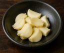 2 garlic cloves