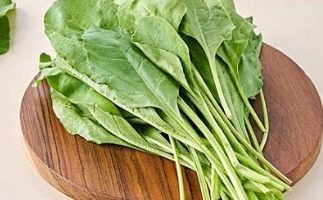 Fresh spinach (Palak) – 1 cup