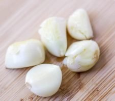 4 cloves garlic, minced