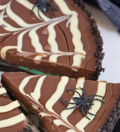 Spooky Spider Web Tart