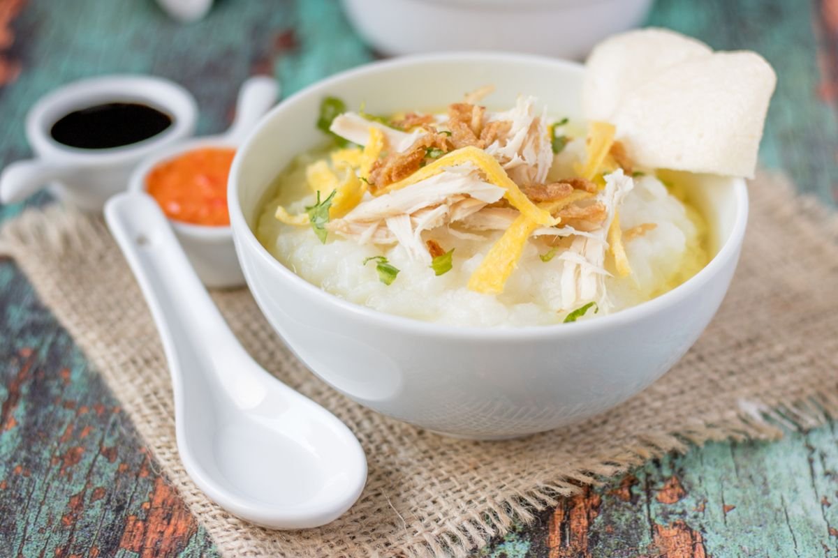 Bubur Ayam | Chicken Porridge (Indonesian Breakfast)