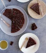 Dark Chocolate Fondant Cake Description