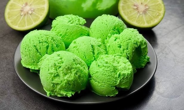 Lemon Ice Cream | Creamy, Zesty and Refreshingly Smooth Dessert