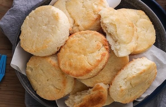 Gluten-Free Drop Biscuits Recipe | Quick, Soft & No-Roll Easy Biscuits