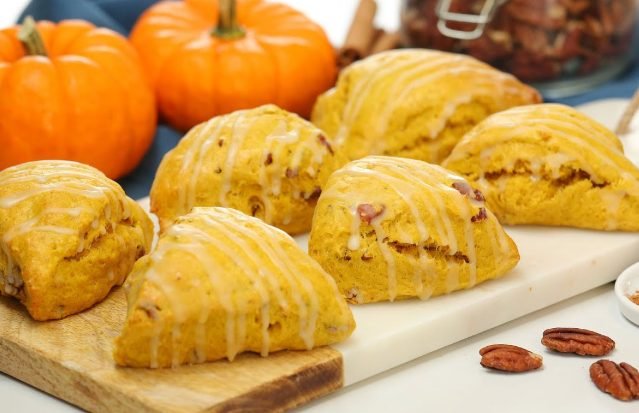 Pumpkin Spice Scones | Soft, Moist and Warm-Spiced Autumn Bakery-Style Treat
