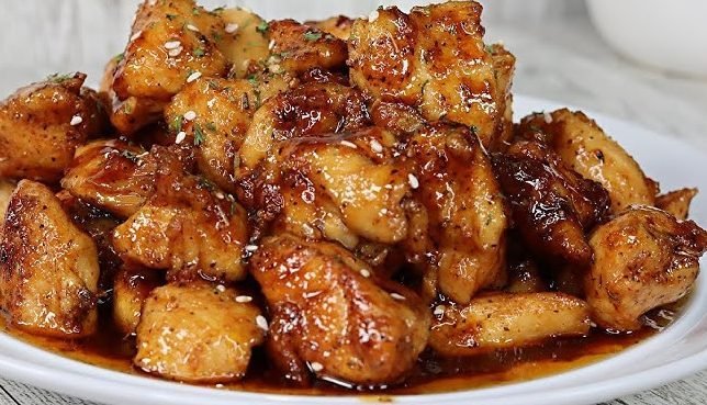 Sticky Honey Garlic Chicken Recipe | Sweet, Savory & Quick Dinner Favorite