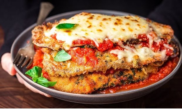 Chicken Parmesan Recipe | Crispy, Cheesy & Classic Italian Favorite