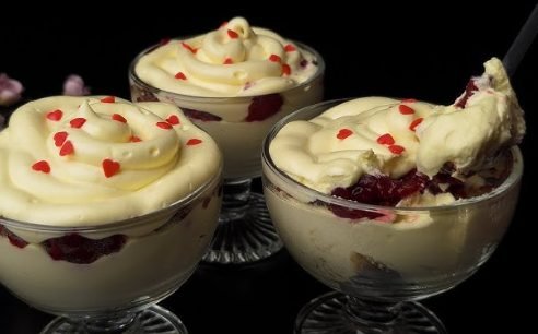 Cherry Vanilla Pudding Recipe | Creamy, Fruity & Delicious Homemade Dessert