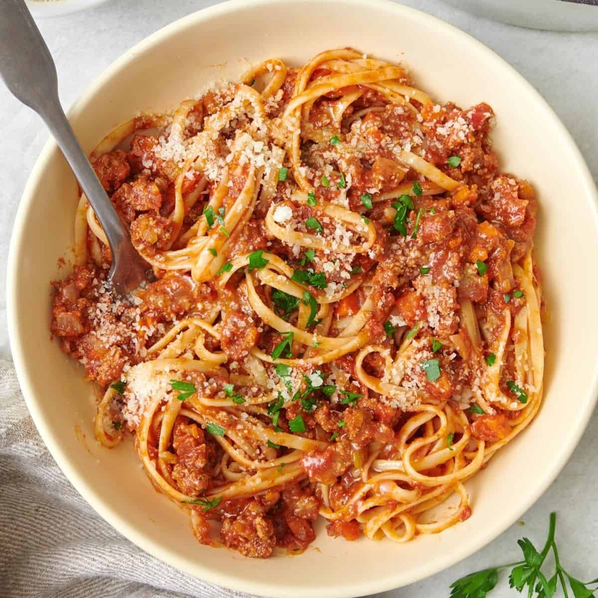 Bolognese Pasta Recipe | Rich, Meaty & Classic Italian Sauce