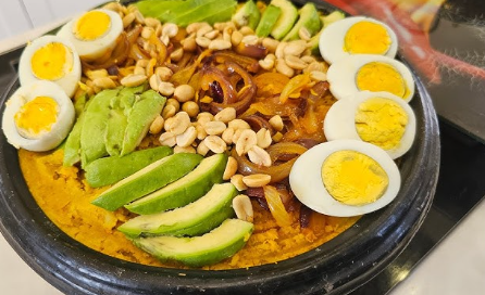 Ghanaian Eto Recipe | Traditional Mashed Plantain and Egg Dish